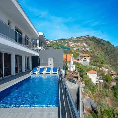 Oceanica By Lovelystay *