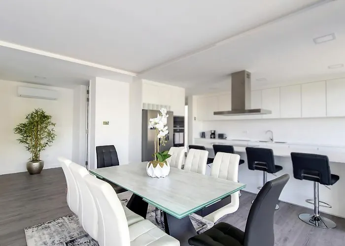 Oceanica By Lovelystay